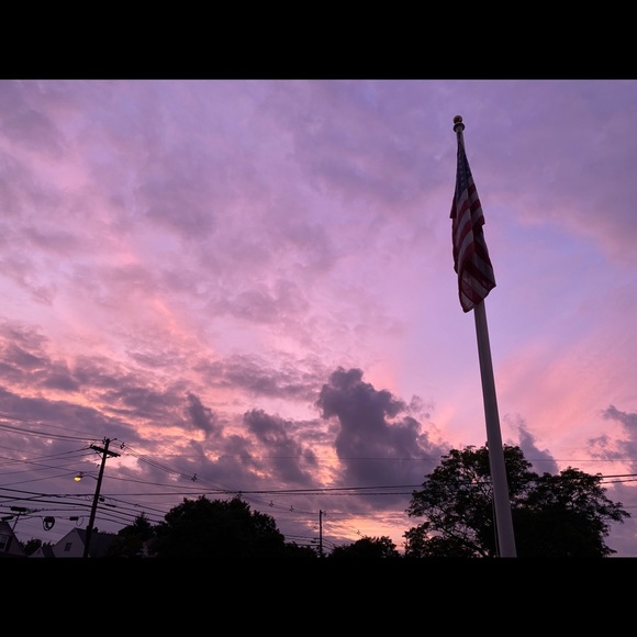 Meet your Posher, Madison - Picture 1 of 1